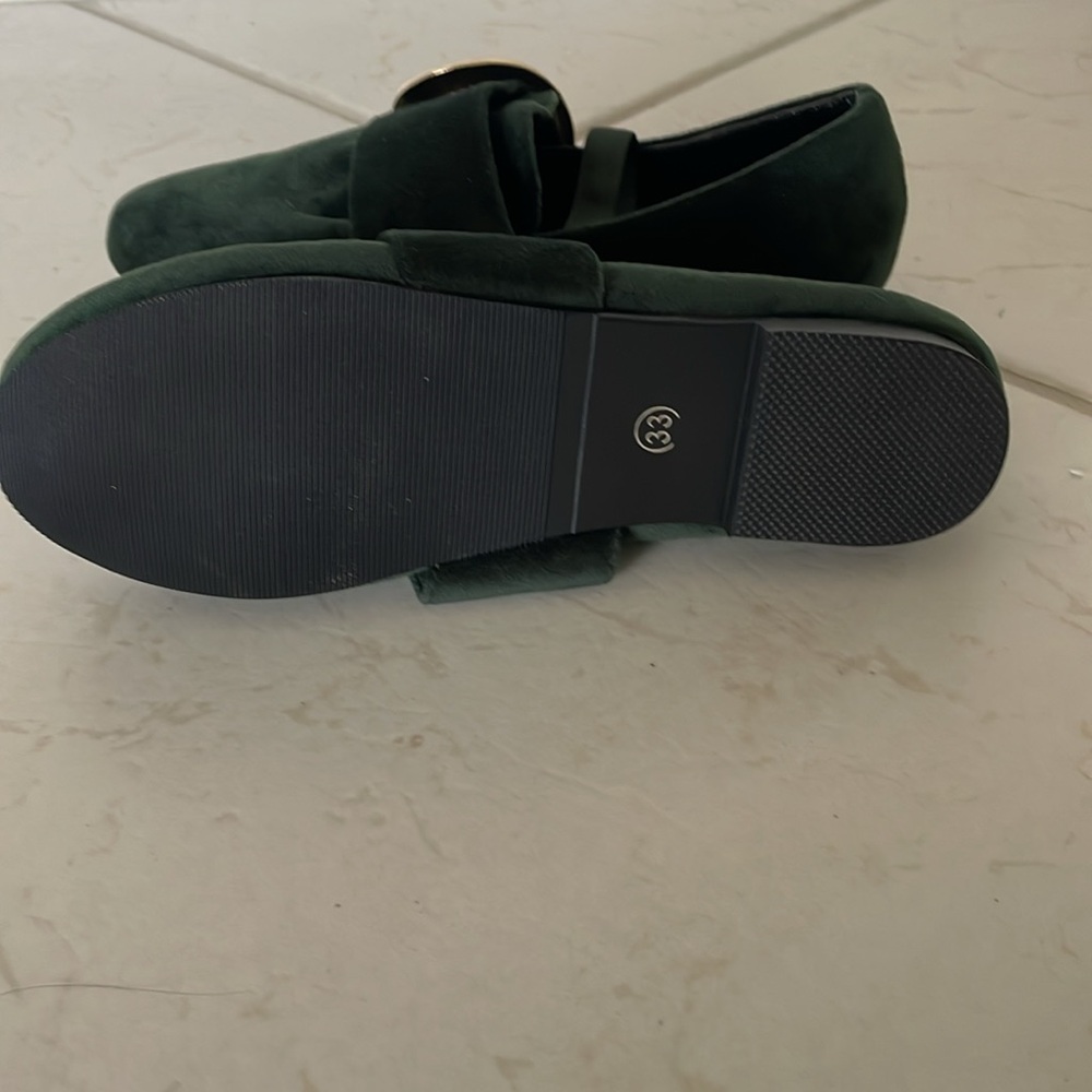 Shoes - Picture 4 of 6